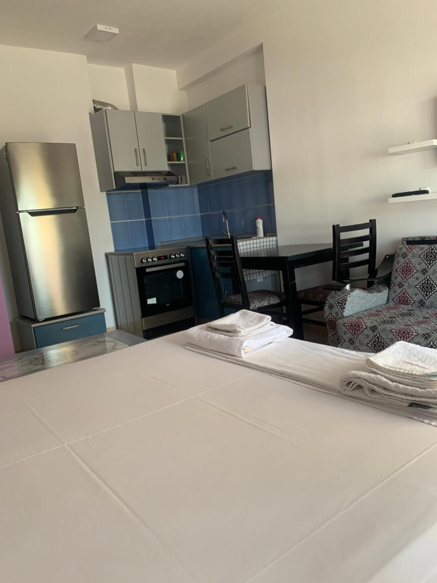 Beton Vlora B Studio Eksteriør billede